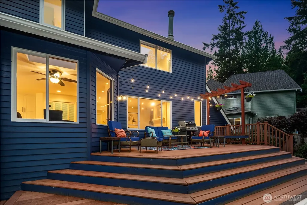 24520 NE 11th Place Sammamish WA 98074