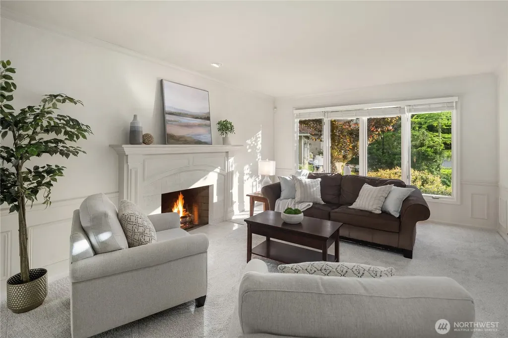 24520 NE 11th Place Sammamish WA 98074