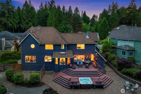 24520 NE 11th Place Sammamish WA 98074