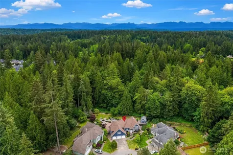 24520 NE 11th Place Sammamish WA 98074