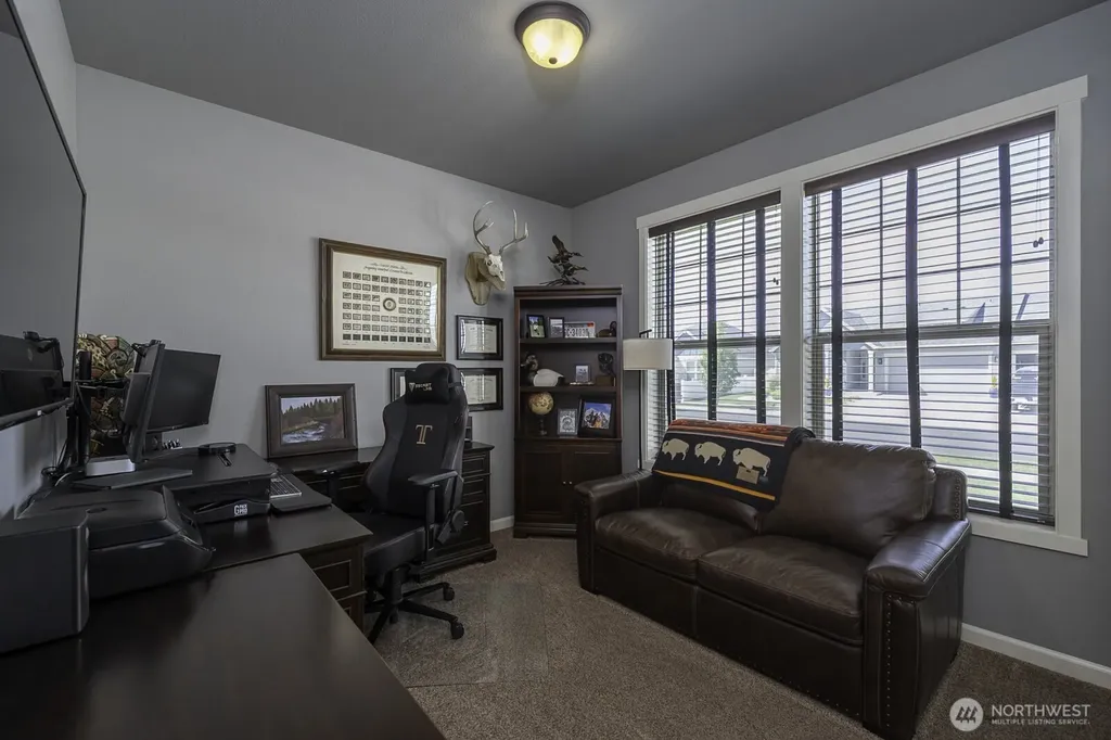 4721 W Wren Moses Lake WA 98837