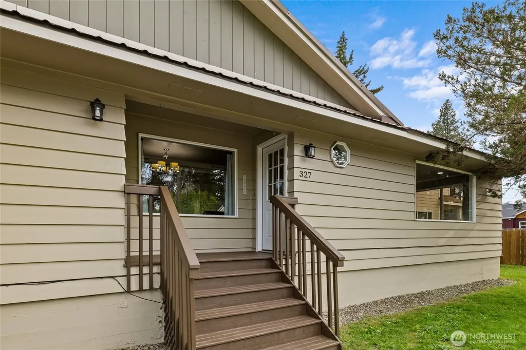 327 Lincoln Street Cle Elum WA 98922