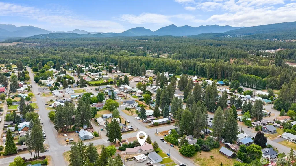 327 Lincoln Street Cle Elum WA 98922