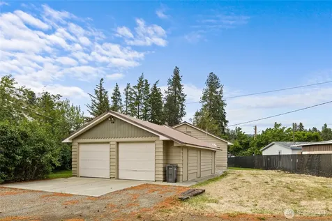 327 Lincoln Street Cle Elum WA 98922