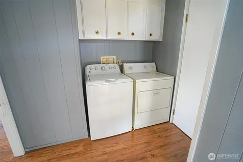 5206 90th Street E Tacoma WA 98446