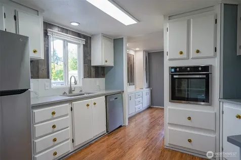 5206 90th Street E Tacoma WA 98446