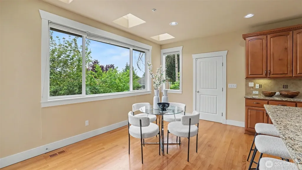 16906 46th Place S Seatac WA 98188