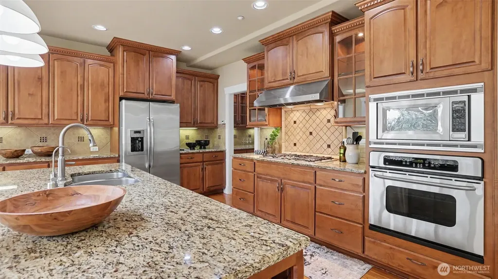 16906 46th Place S Seatac WA 98188