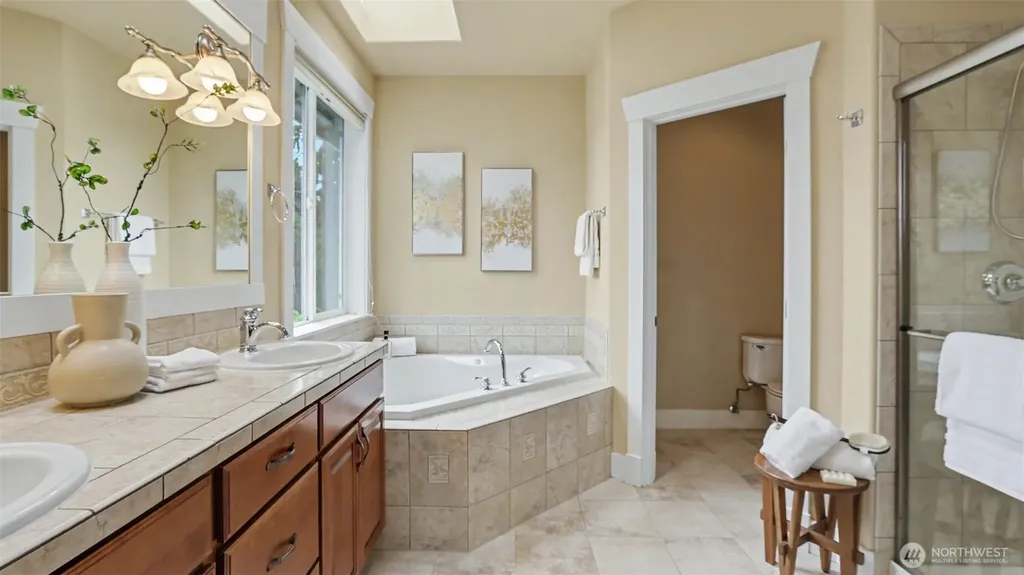16906 46th Place S Seatac WA 98188