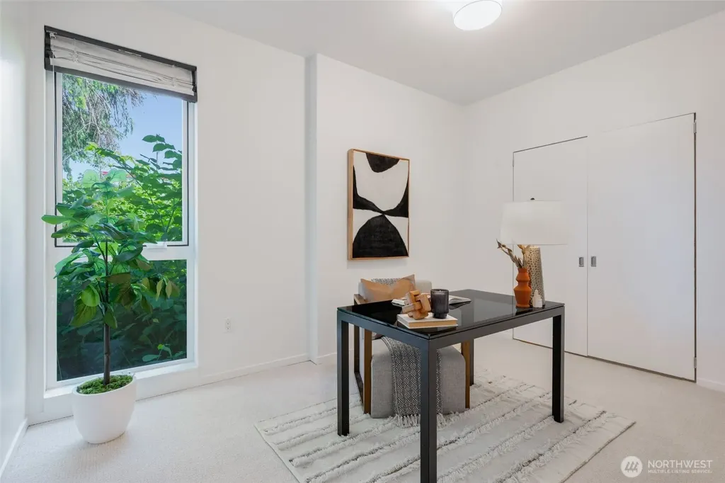 2251 14th Avenue W Seattle WA 98119