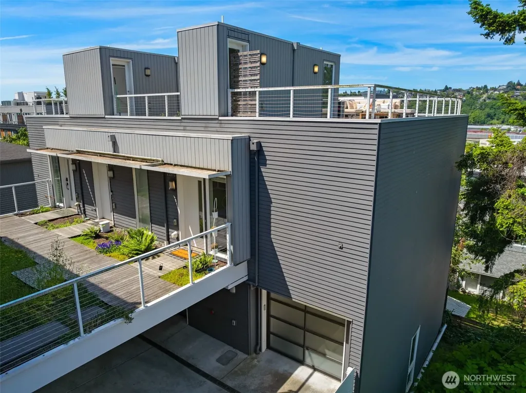 2251 14th Avenue W Seattle WA 98119