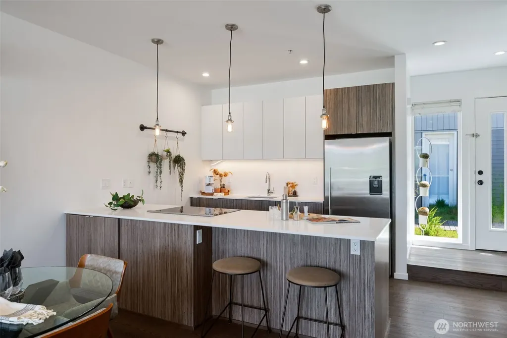 2251 14th Avenue W Seattle WA 98119