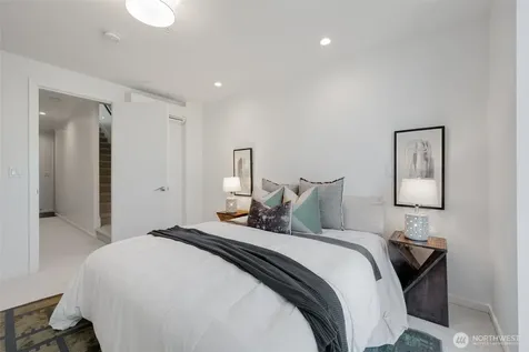 2251 14th Avenue W Seattle WA 98119