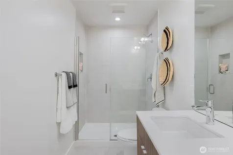 2251 14th Avenue W Seattle WA 98119