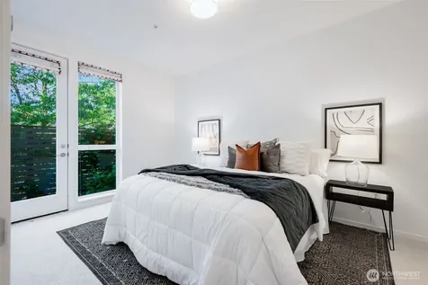 2251 14th Avenue W Seattle WA 98119