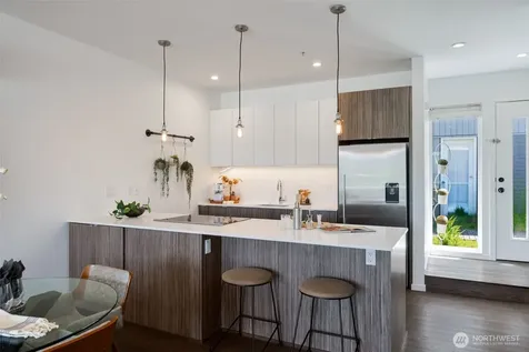 2251 14th Avenue W Seattle WA 98119