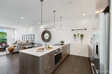 2251 14th Avenue W Seattle WA 98119