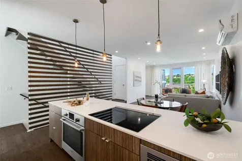 2251 14th Avenue W Seattle WA 98119