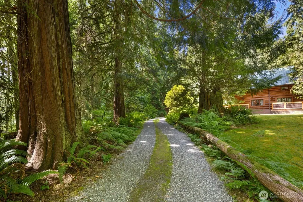 129 N Lake Roesiger Road Snohomish WA 98290