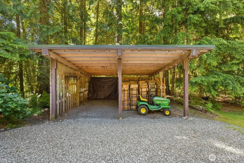 129 N Lake Roesiger Road Snohomish WA 98290