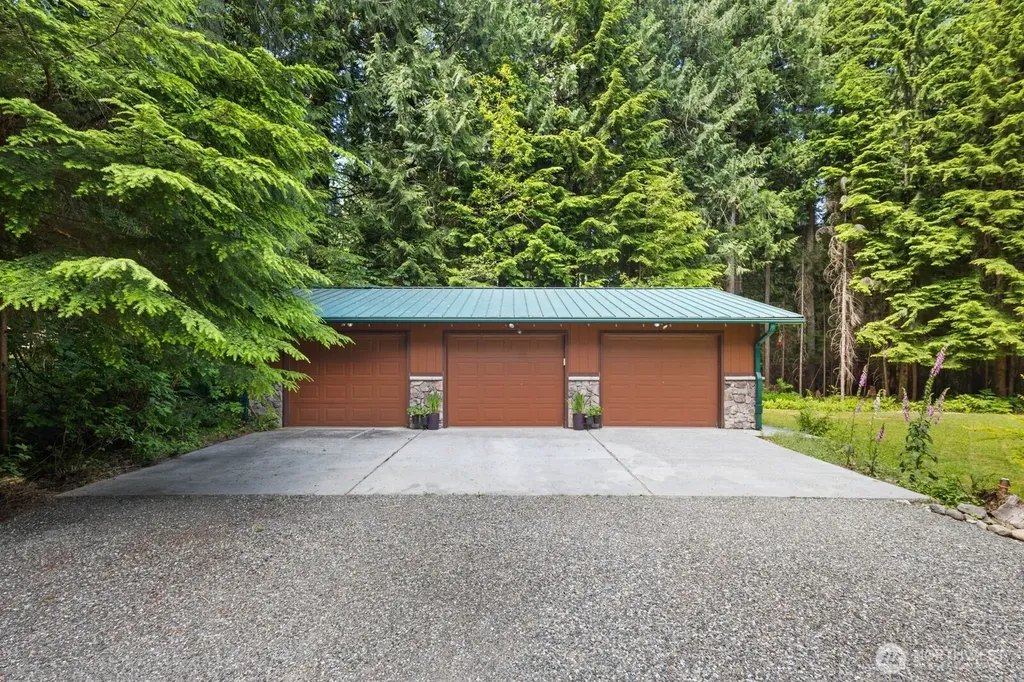 129 N Lake Roesiger Road Snohomish WA 98290