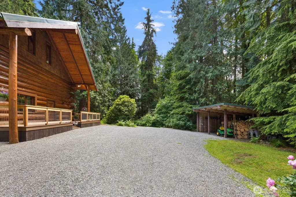 129 N Lake Roesiger Road Snohomish WA 98290
