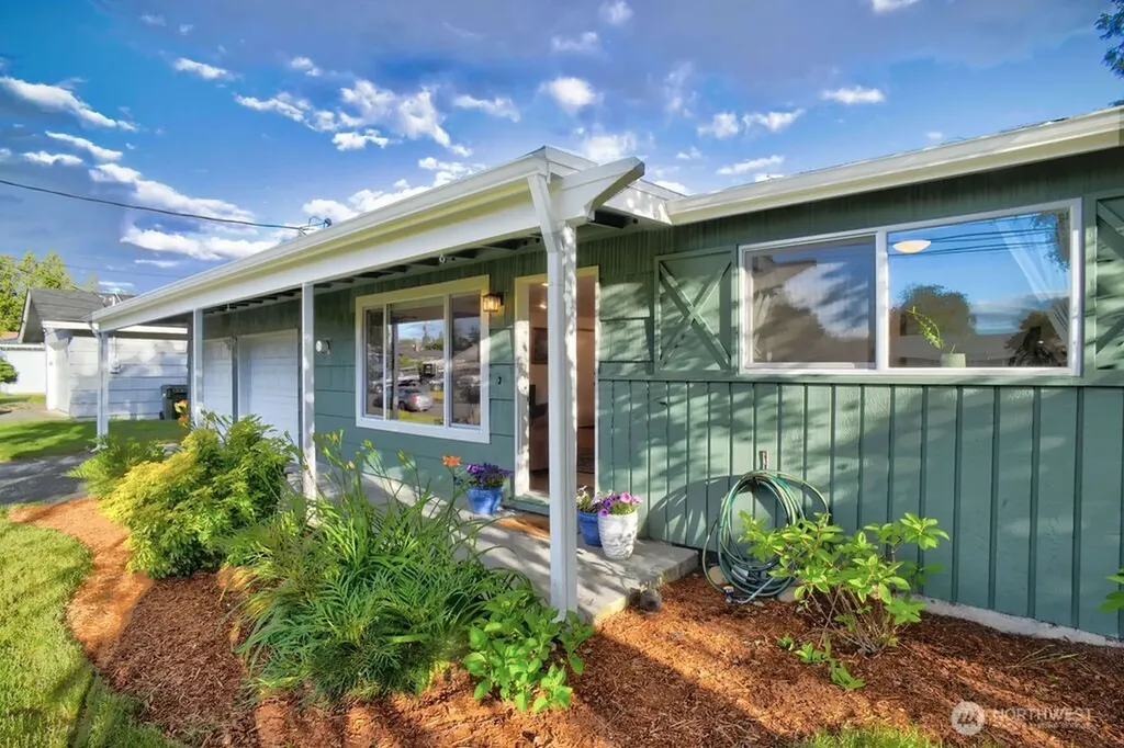 10825 SE 232nd Street Kent WA 98031