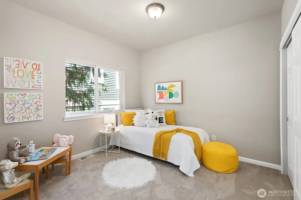 3607 22nd, Unit A Avenue W Seattle WA 98199