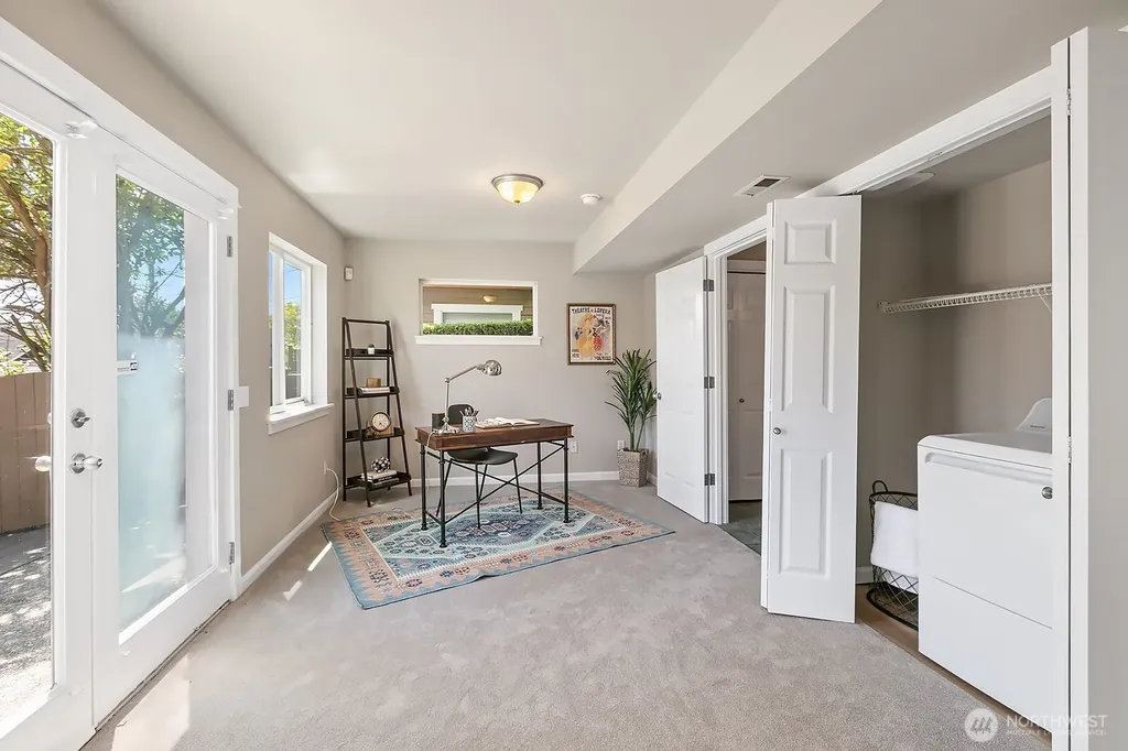 3607 22nd Avenue W Seattle WA 98199