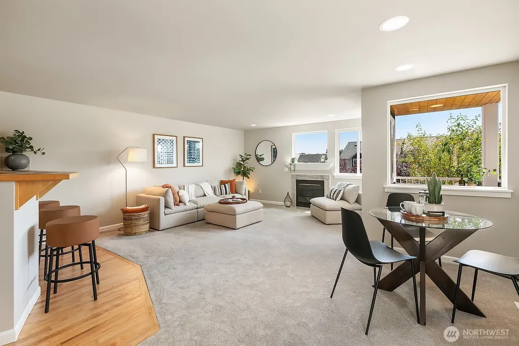 3607 22nd, Unit A Avenue W Seattle WA 98199