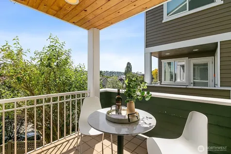3607 22nd Avenue W Seattle WA 98199