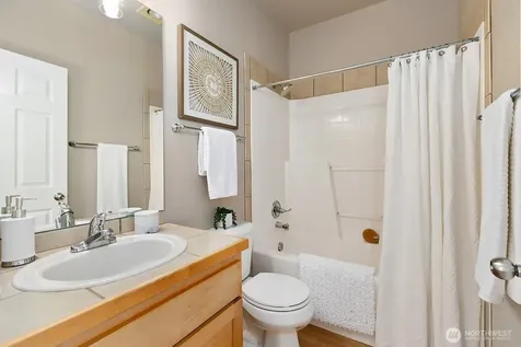 3607 22nd Avenue W Seattle WA 98199