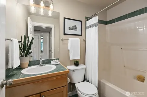 3607 22nd Avenue W Seattle WA 98199