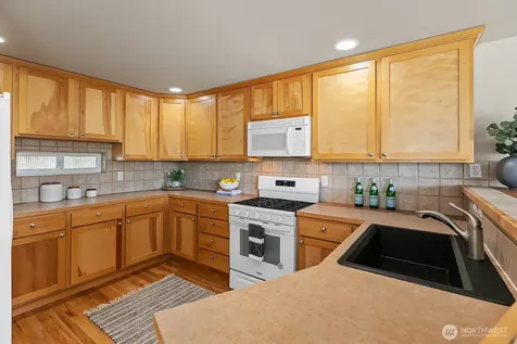 3607 22nd Avenue W Seattle WA 98199
