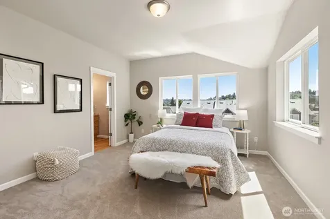 3607 22nd Avenue W Seattle WA 98199