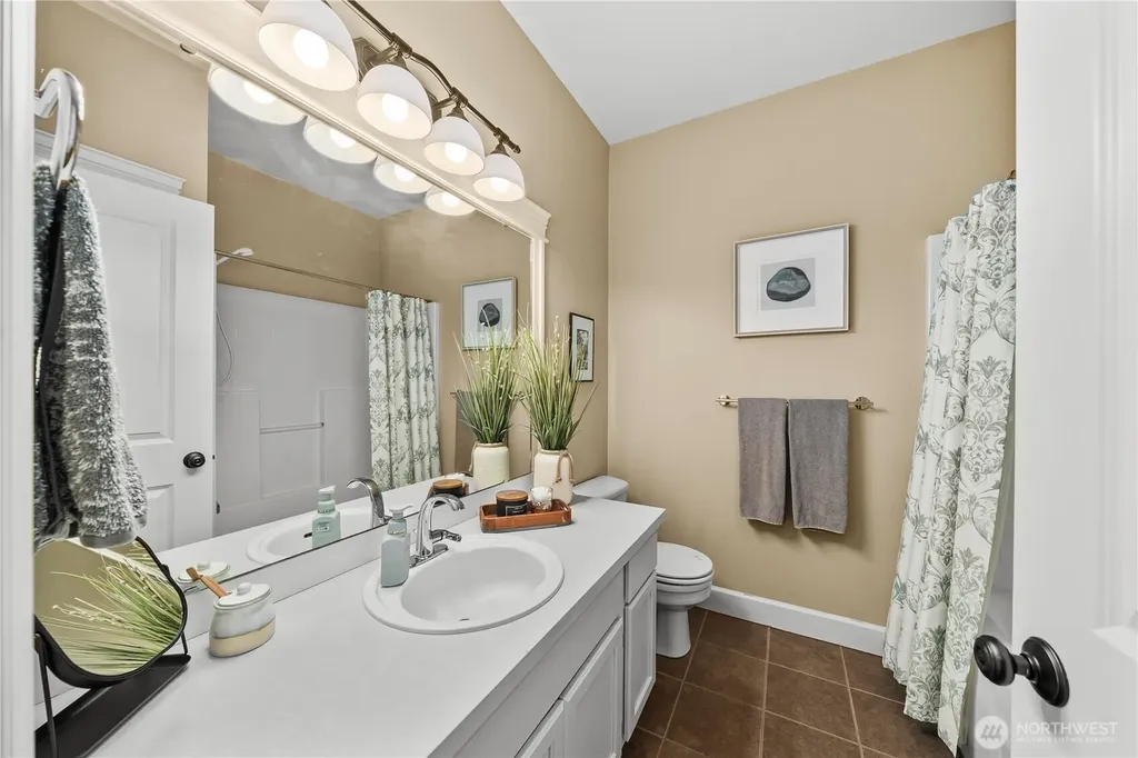 15003 197th Avenue E Orting WA 98360
