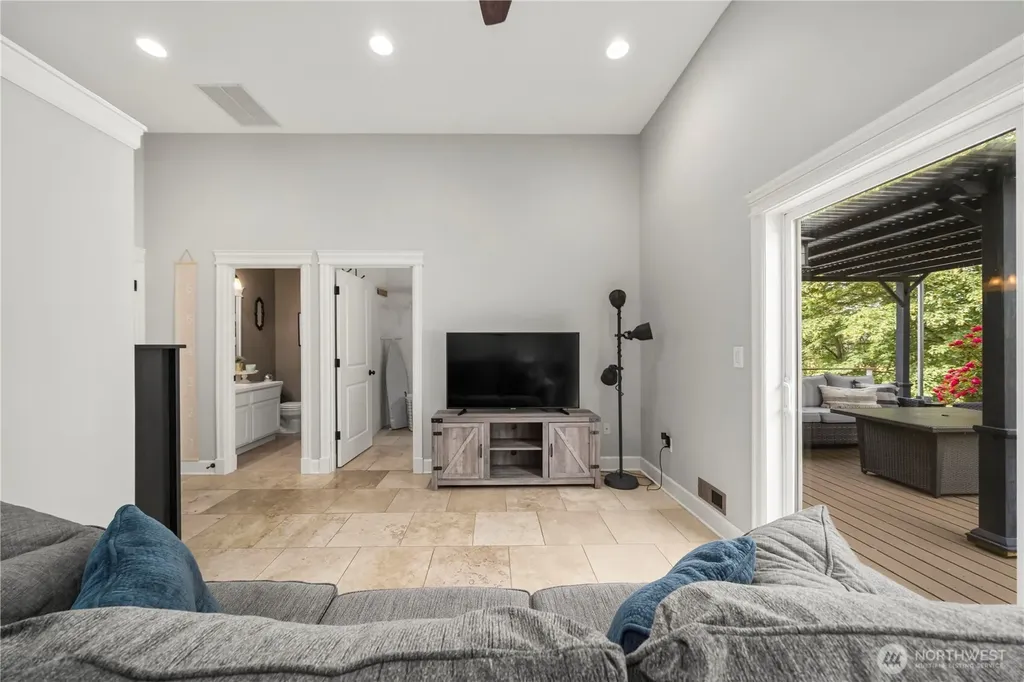 15003 197th Avenue E Orting WA 98360