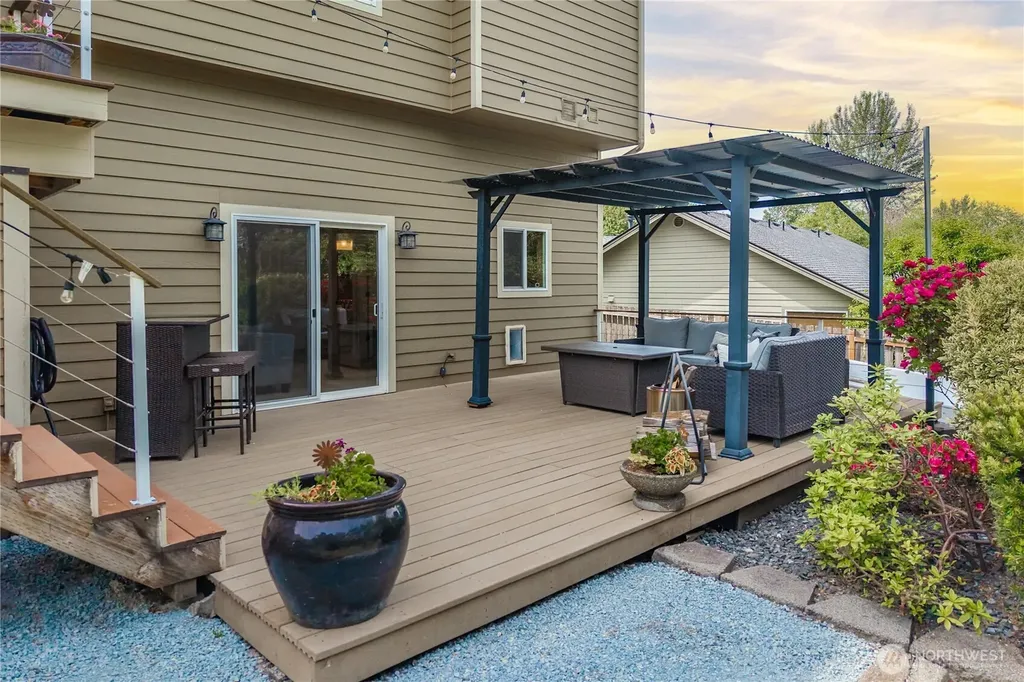 15003 197th Avenue E Orting WA 98360