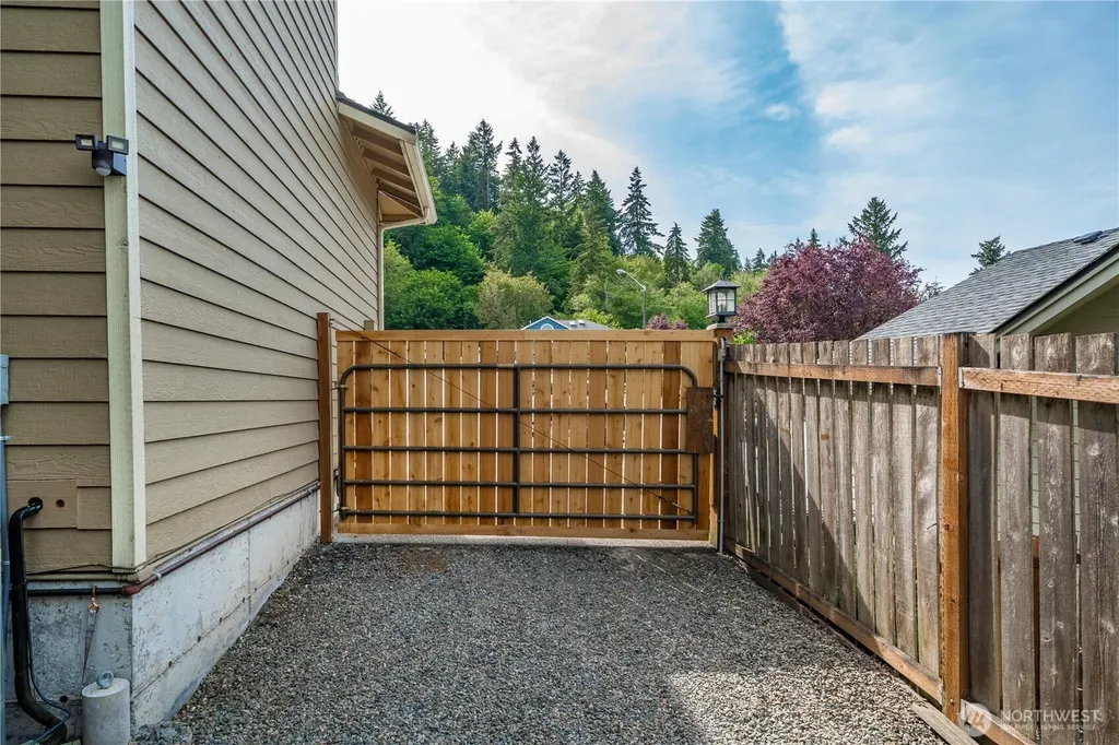 15003 197th Avenue E Orting WA 98360