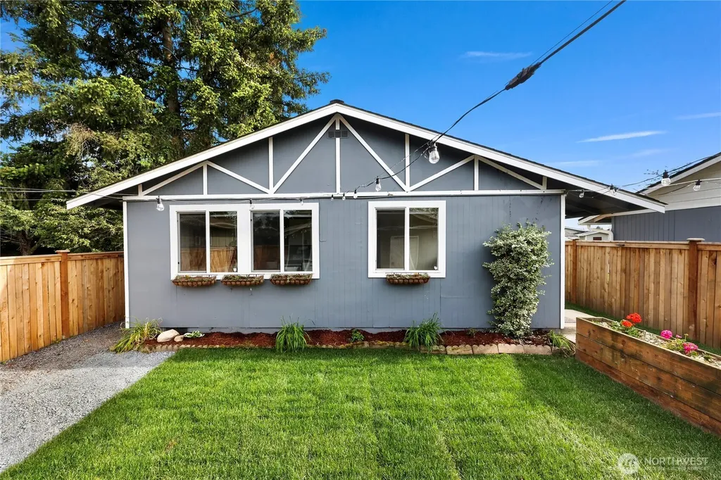 9020 13th St NE Lake Stevens WA 98258