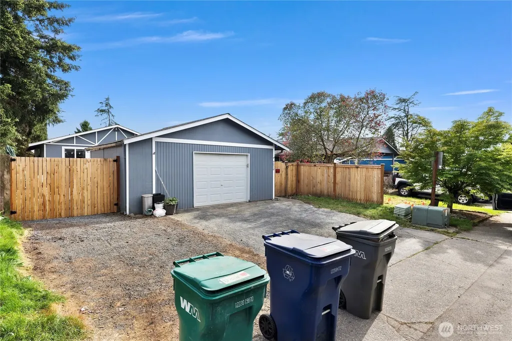 9020 13th St NE Lake Stevens WA 98258