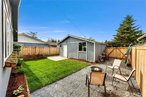 9020 13th St NE Lake Stevens WA 98258