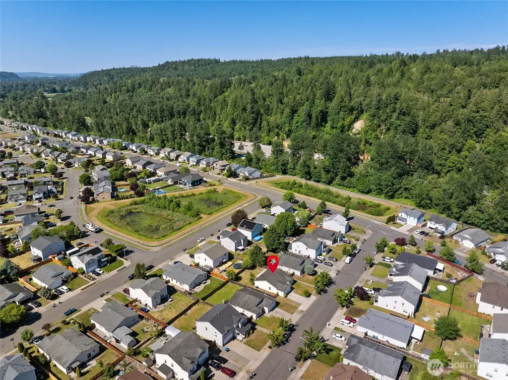 305 Nelsen Street NE Orting WA 98360