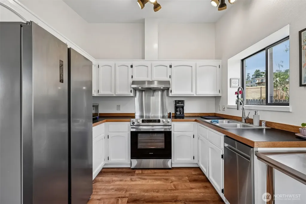 2648 San Juan Street Coupeville WA 98239