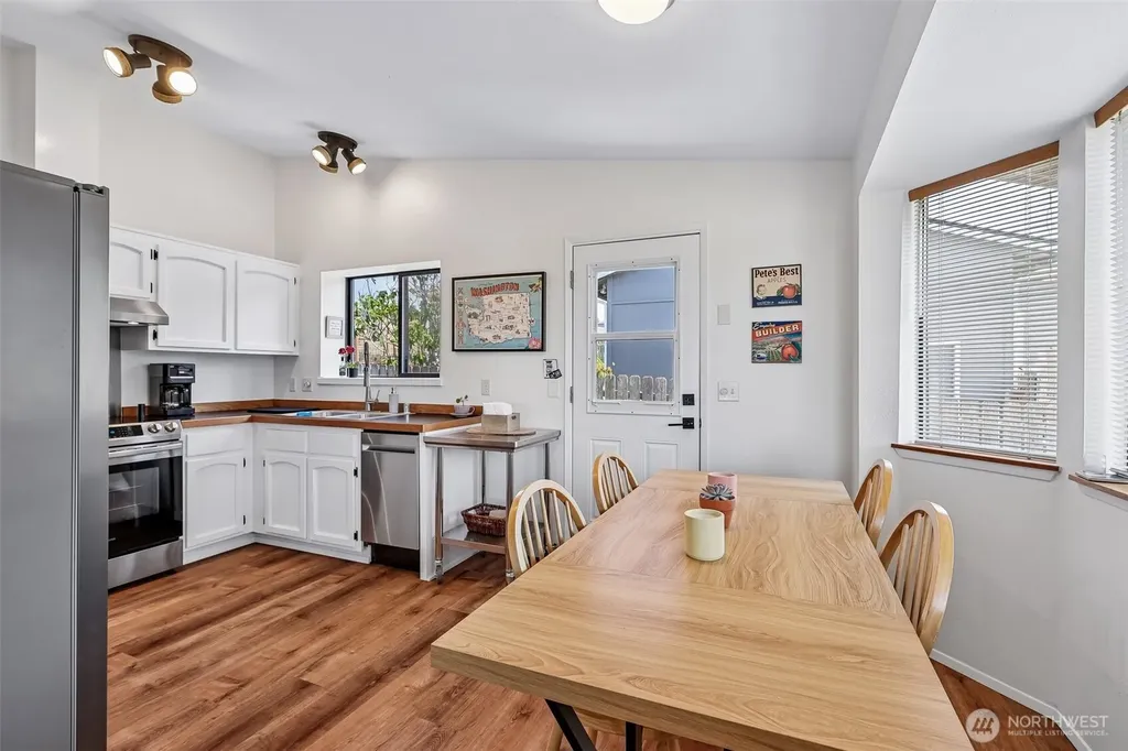 2648 San Juan Street Coupeville WA 98239