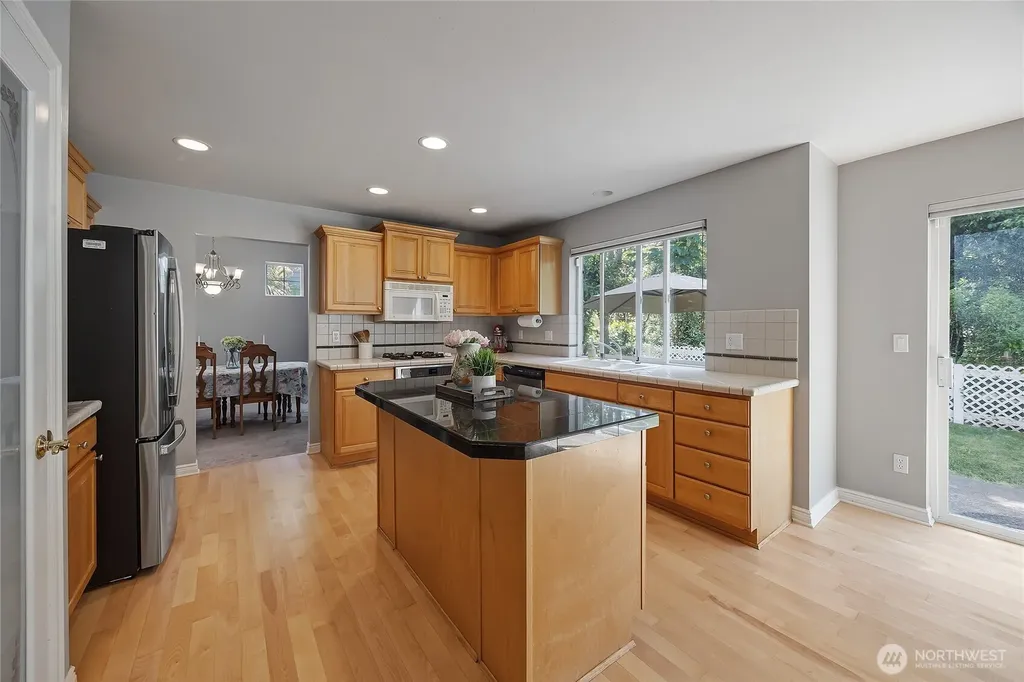 12811 SE 302nd Street Auburn WA 98092