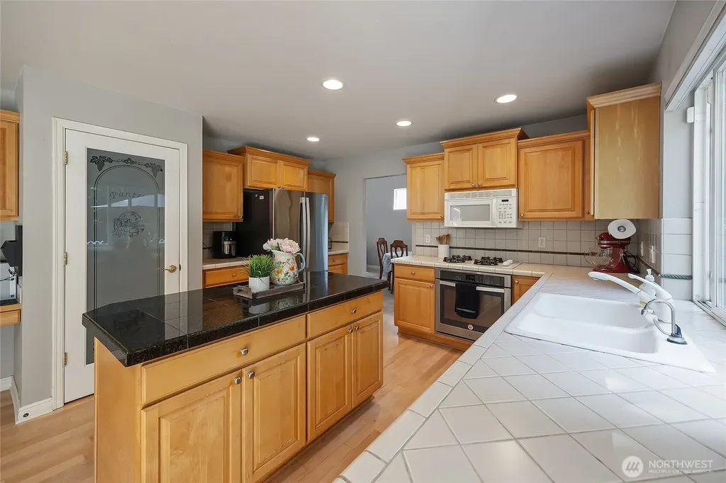 12811 SE 302nd Street Auburn WA 98092
