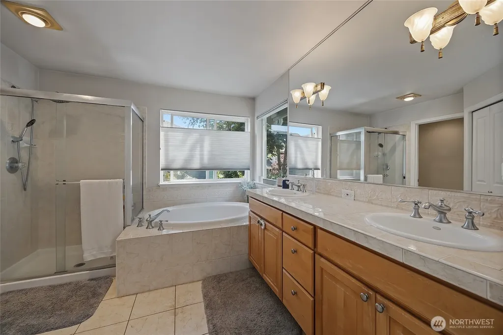12811 SE 302nd Street Auburn WA 98092