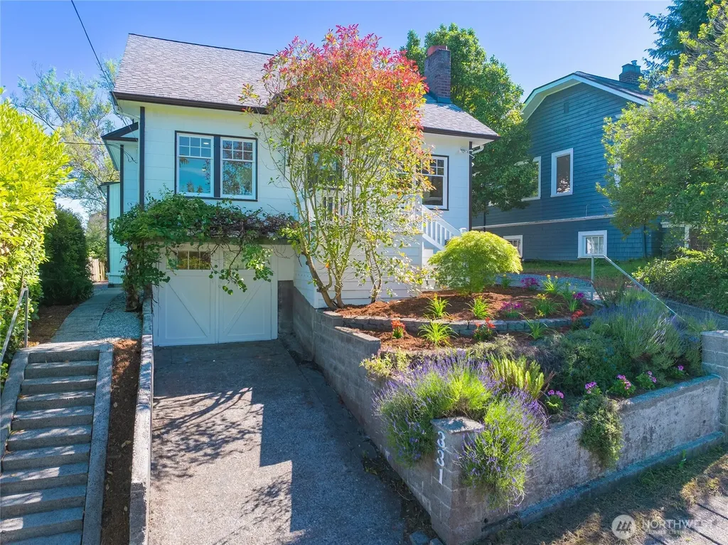 331 NE 53rd Street Seattle WA 98105