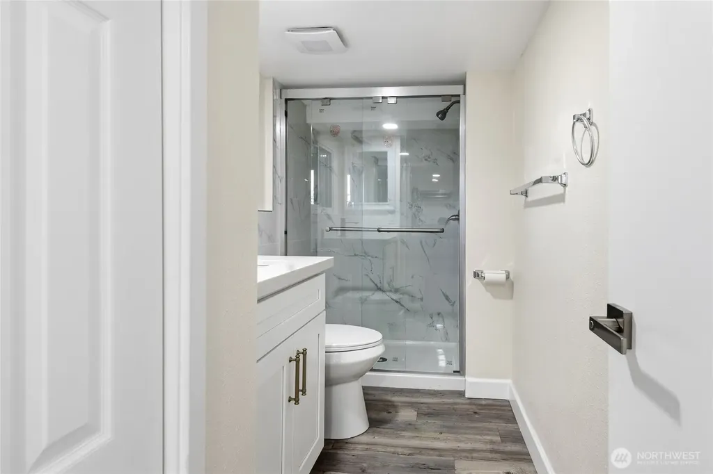 331 NE 53rd Street Seattle WA 98105